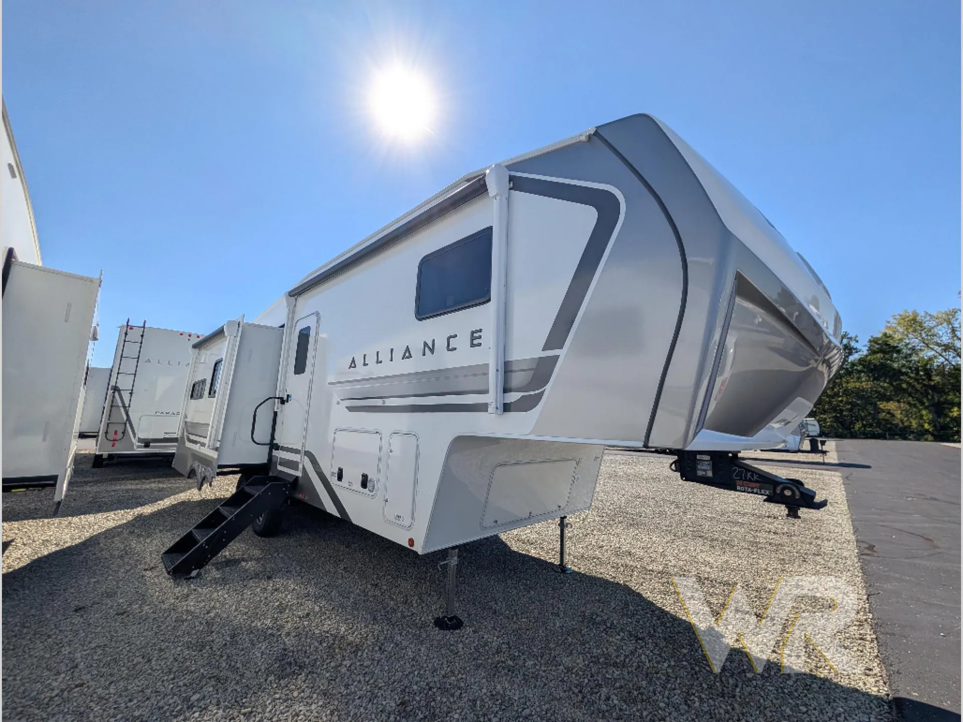 2027 Alliance RV Avenue All-Access 27RK - Photo 2