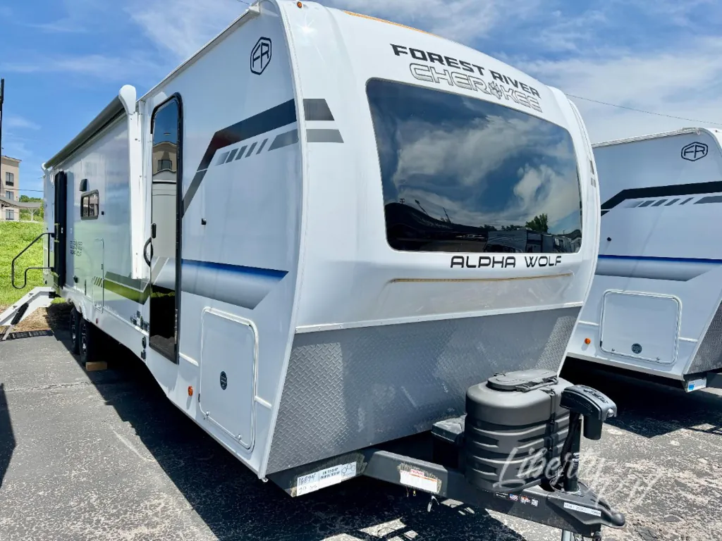 2026 Forest River Cherokee Alpha Wolf 29DCB, Photos photo 3