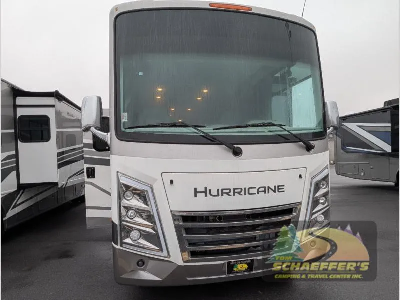 2026 Thor Motor Coach Hurricane 35G - Photo 2