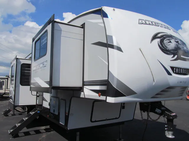 2022 Forest River Cherokee Arctic Wolf 3990 SUITE - Photo 2