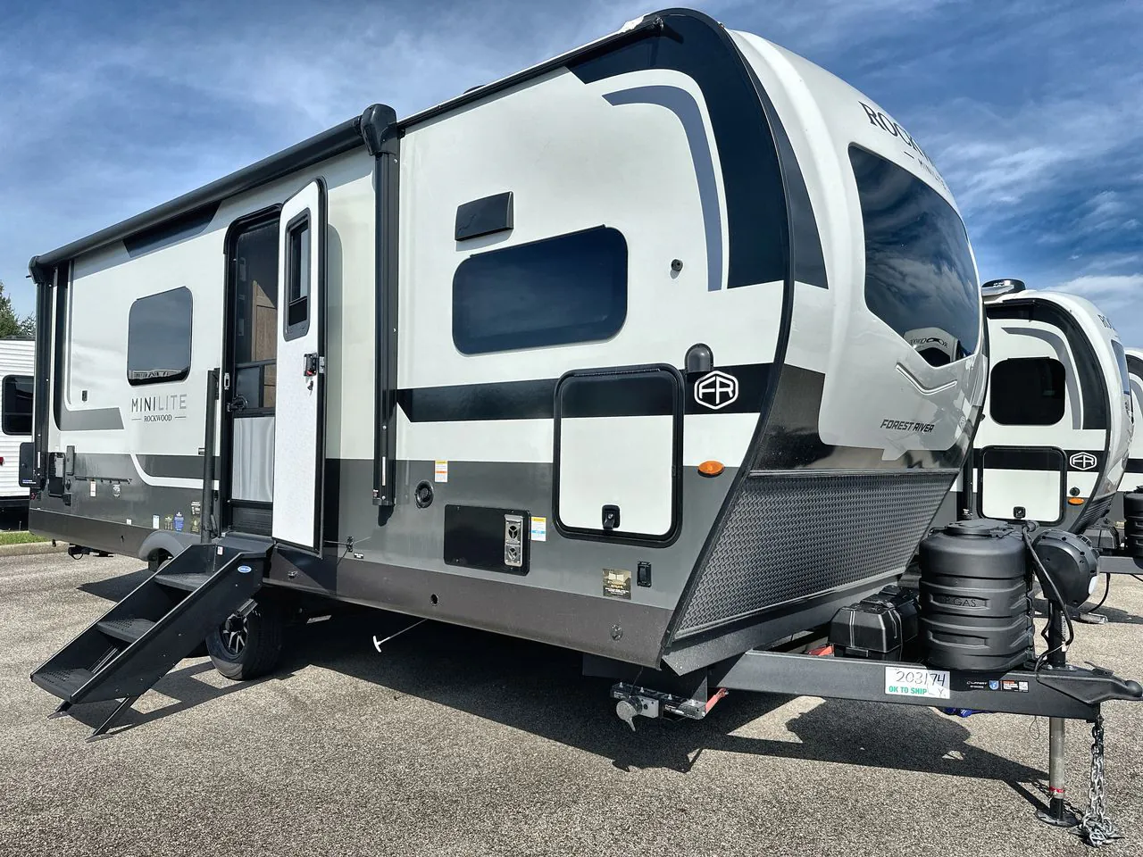 2027 Forest River Rockwood Mini Lite 2523MBR