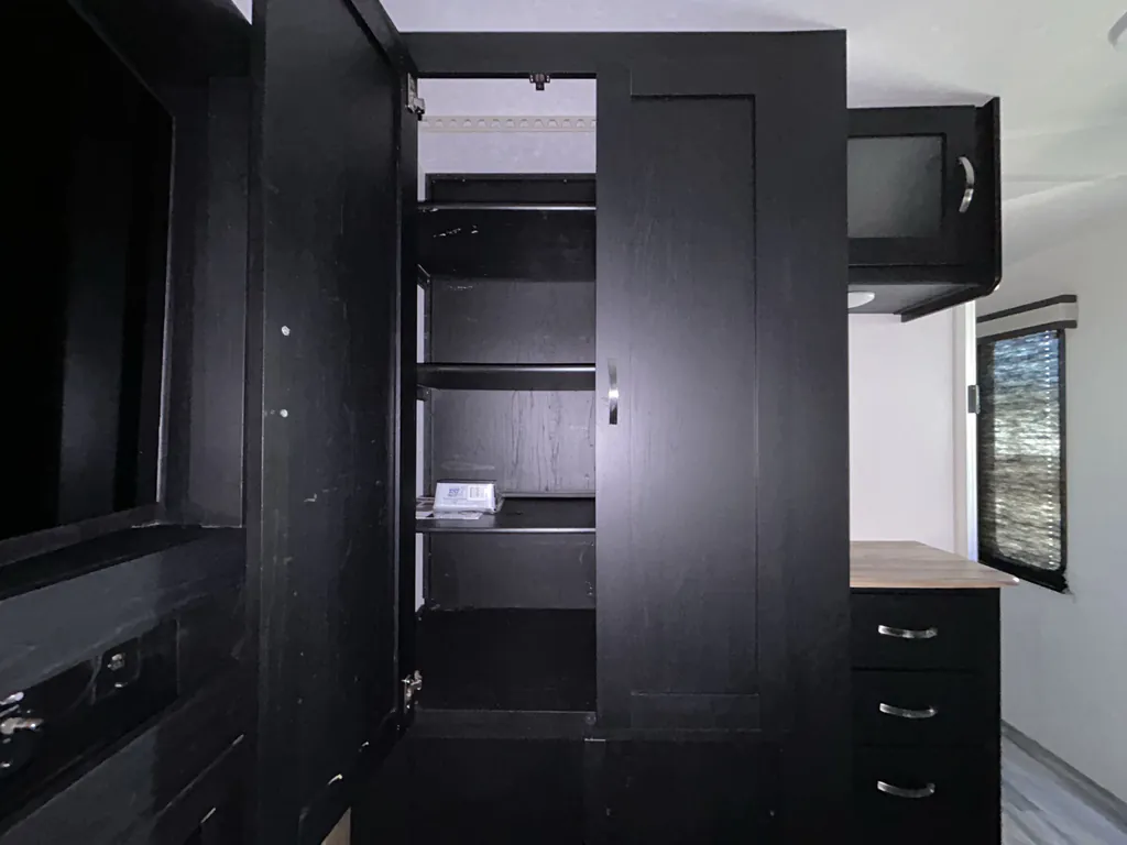 2023 Coachmen Freedom Express Ultra Lite 274RKS, Photos photo 19
