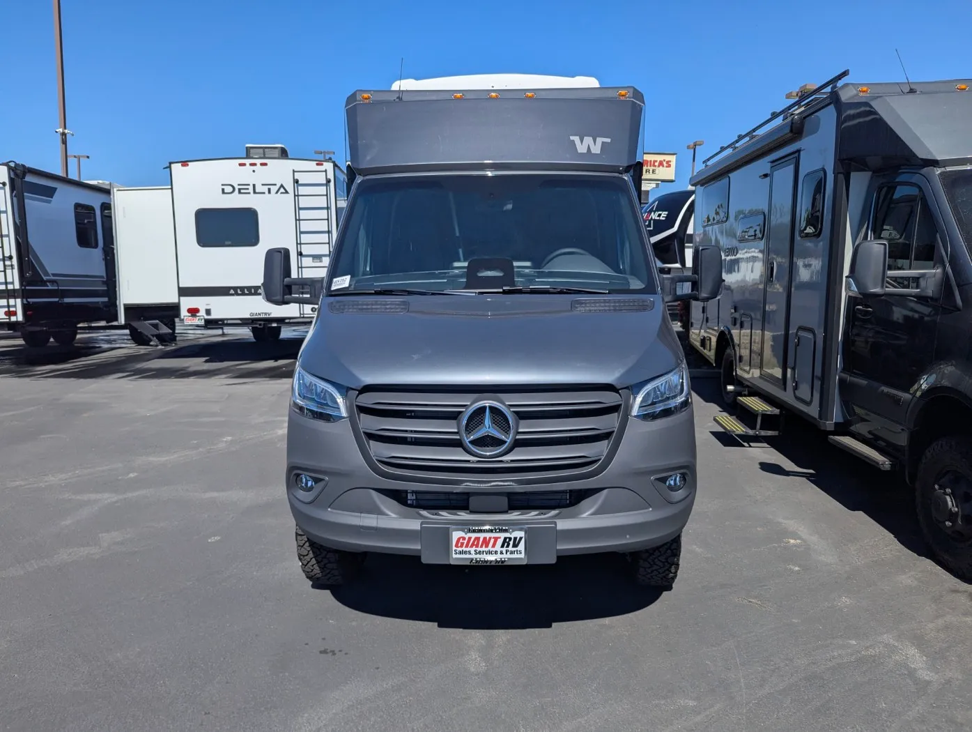 2027 Winnebago EKKO 23B - Photo 3