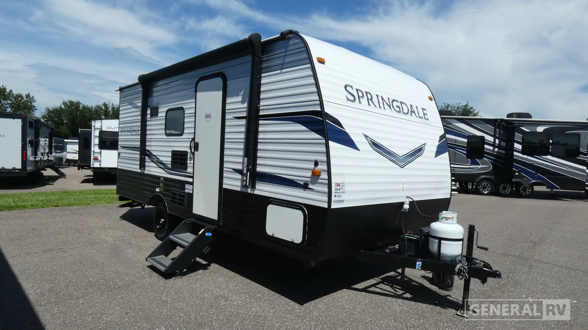 2022 Keystone Springdale Mini 1800BH - Photo 2