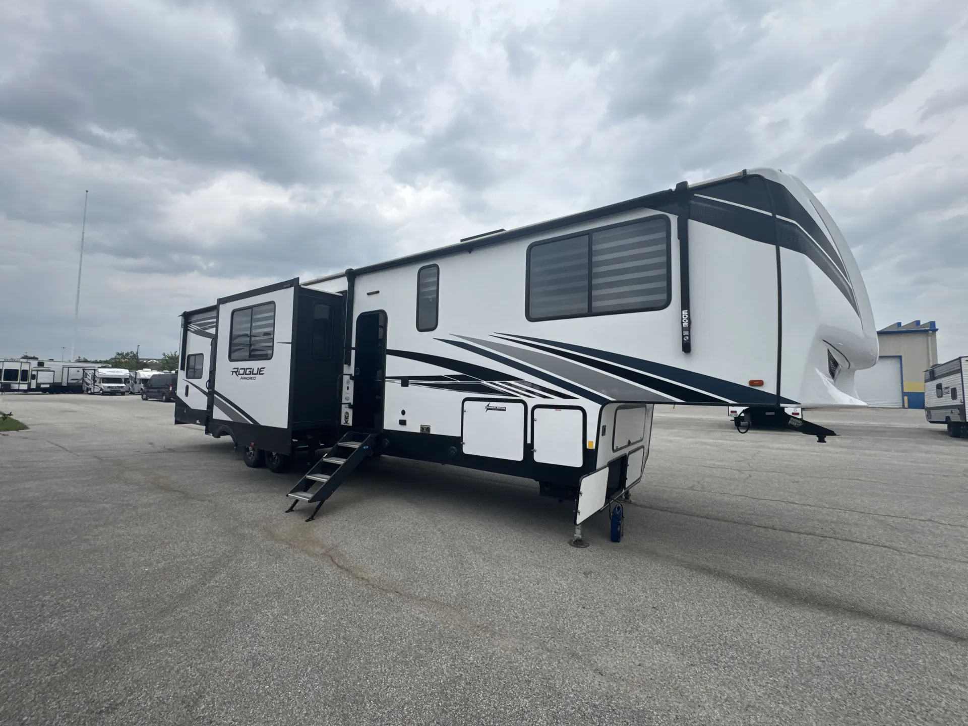 2021 Forest River Rogue Armored 351G2