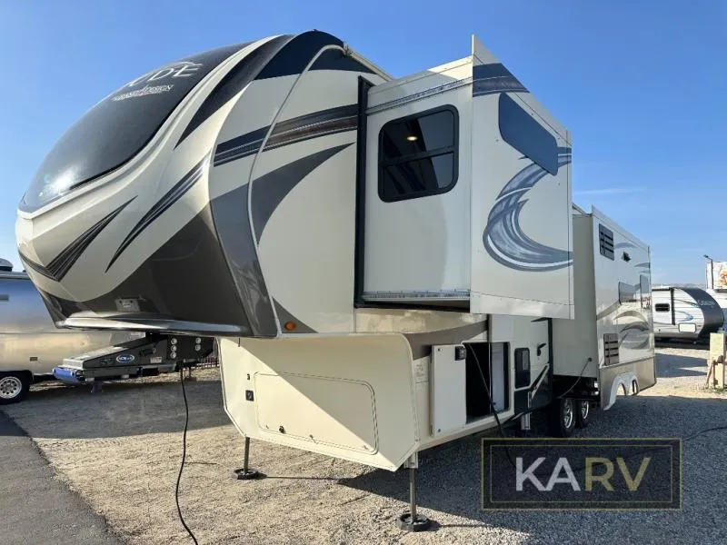 2021 Grand Design Solitude 310GK - Photo 2