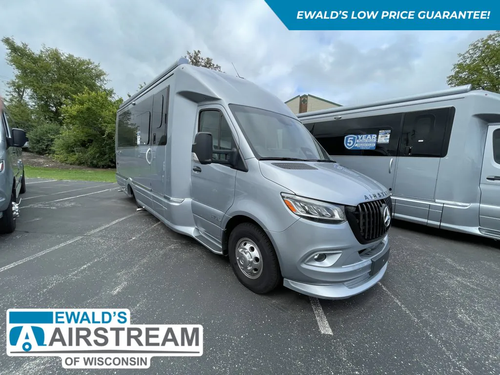 2026 Airstream Atlas Murphy Suite exterior