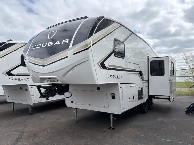 2026 Keystone RV Cougar Half-Ton 23MLE - Photo 4