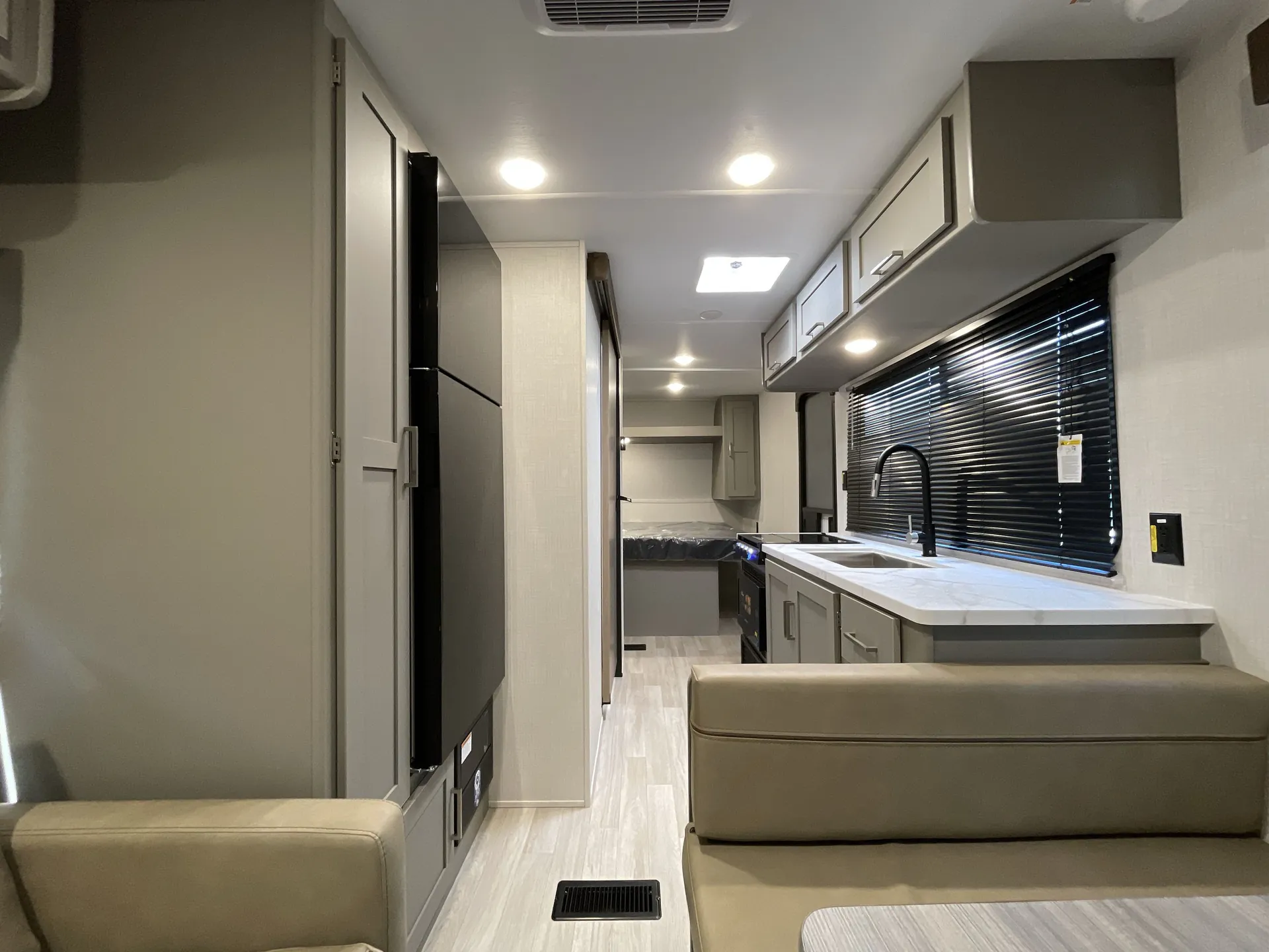 2026 Keystone Hideout Sport 200RLWE — living area main