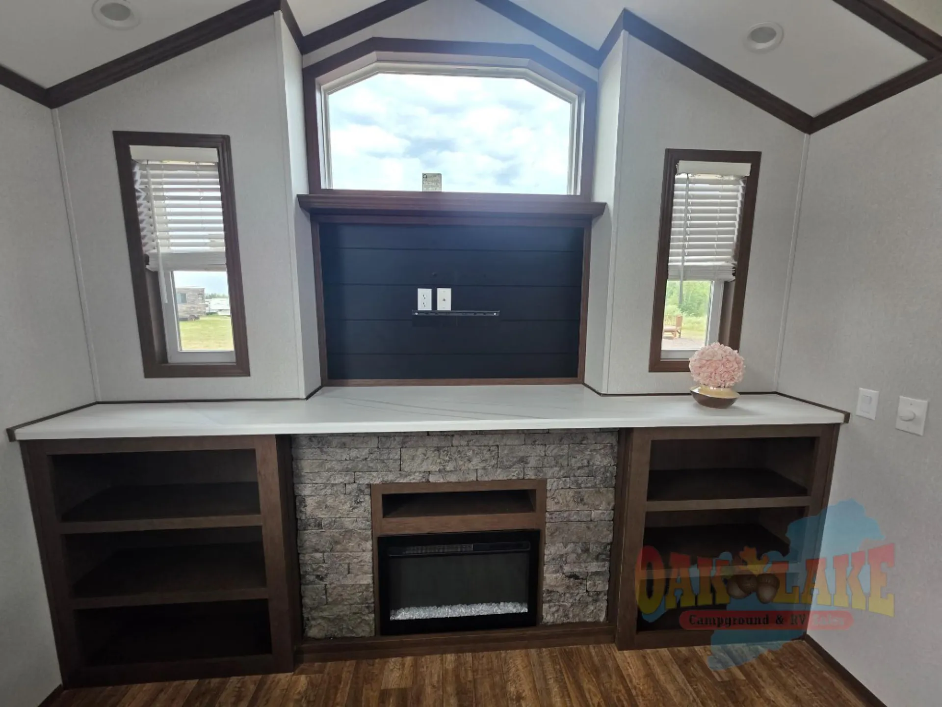 2026 Forest River Quailridge 39FLML — Photo 5