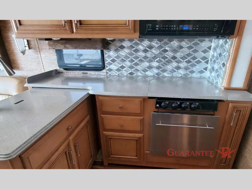 2017 Newmar Canyon Star 3914, Photos photo 15