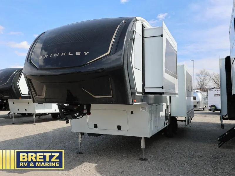 2026 Brinkley Model Z 2900 - Photo 4