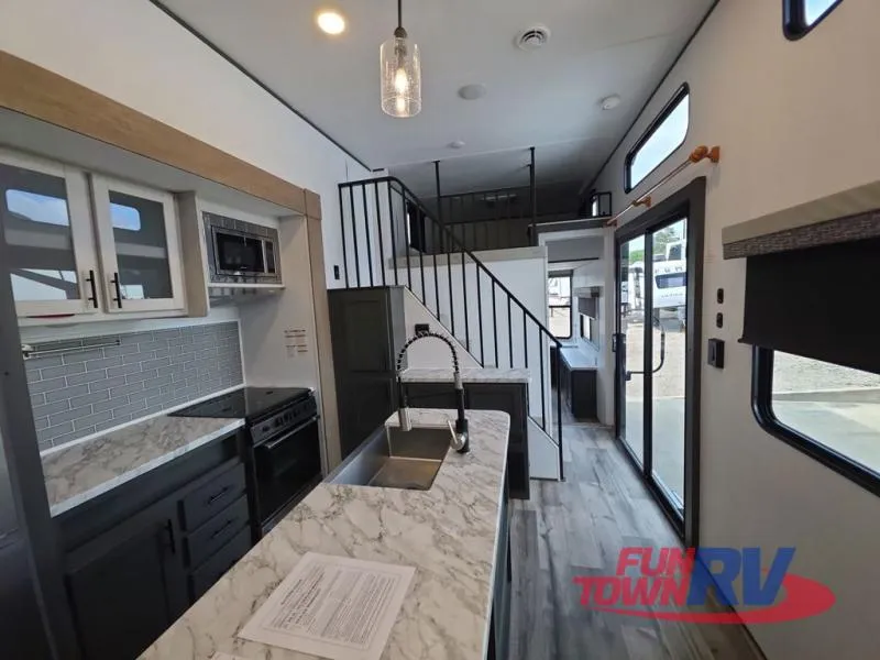 2024 Dutchmen Aspen Trail 421LOFT - Photo 4