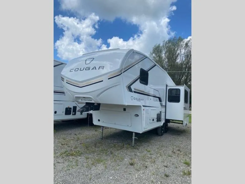 2027 Keystone RV Cougar Sport 2100ML - Photo 2