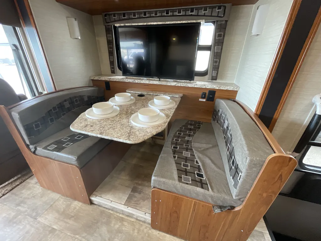 2017 Jayco Alante 32N, Photos photo 6