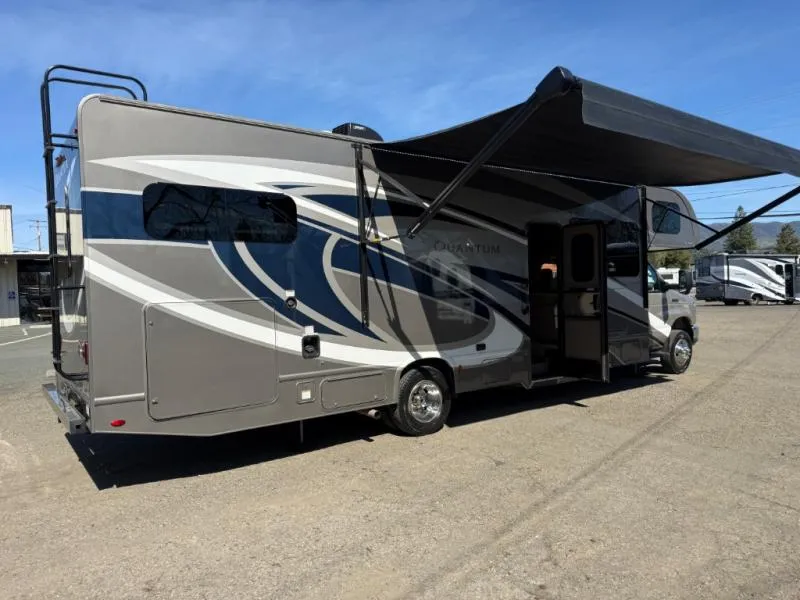 2019 Thor Motor Coach Quantum WS31 - Photo 2
