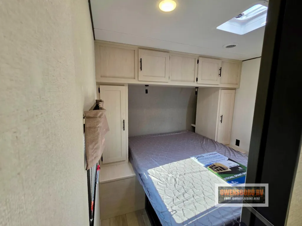 2027 Shasta RVs i-5 Edition 527BHS, Photos photo 12