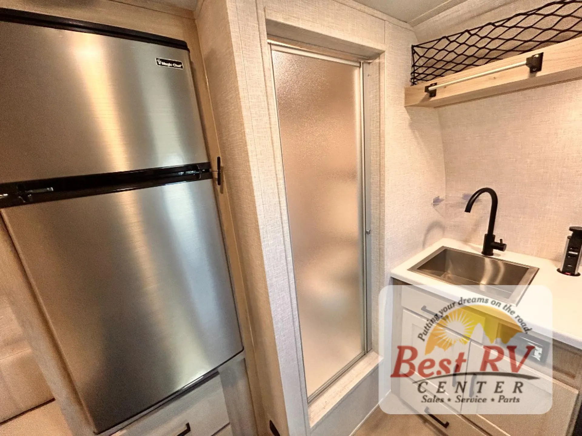 2023 Forest River Rockwood Geo Pro 15TB — Photo 6