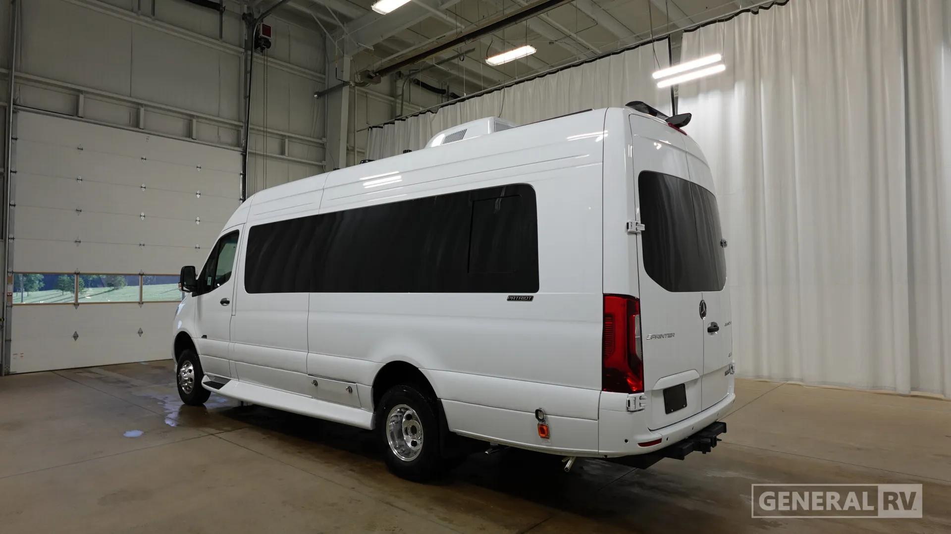 2027 Midwest Automotive Designs Patriot MD2 170EXT - Photo 4