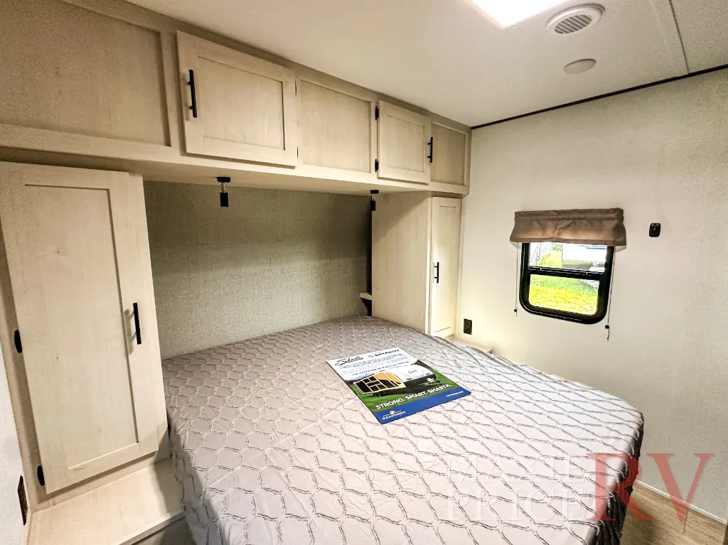 2027 Shasta RVs i-5 Edition 527BHS, Photos photo 38