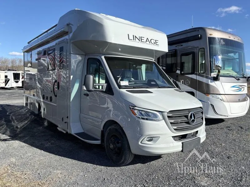 2026 Grand Design Lineage Series M 25FW - Photo 2