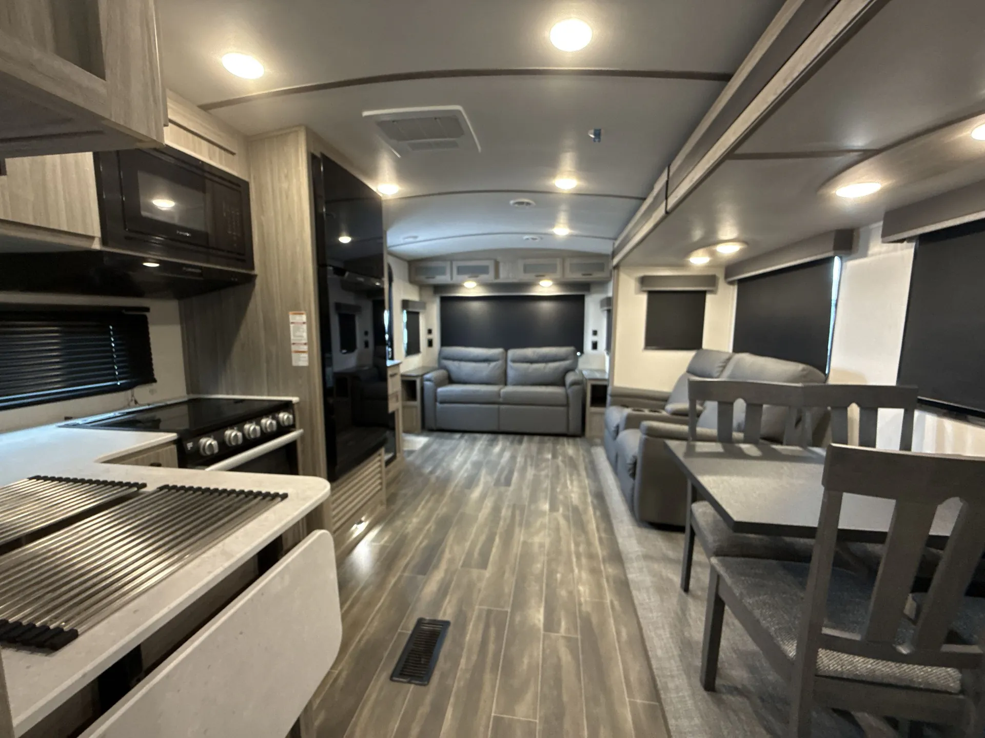 2023 Keystone Passport 2700RL — living area main