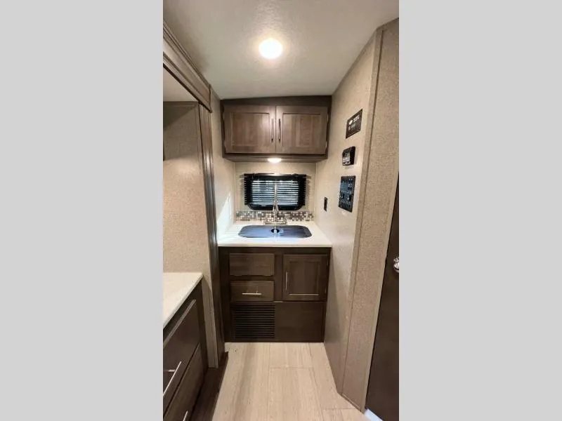 2020 Forest River RV Flagstaff Super Lite 23FBDS - Photo 2