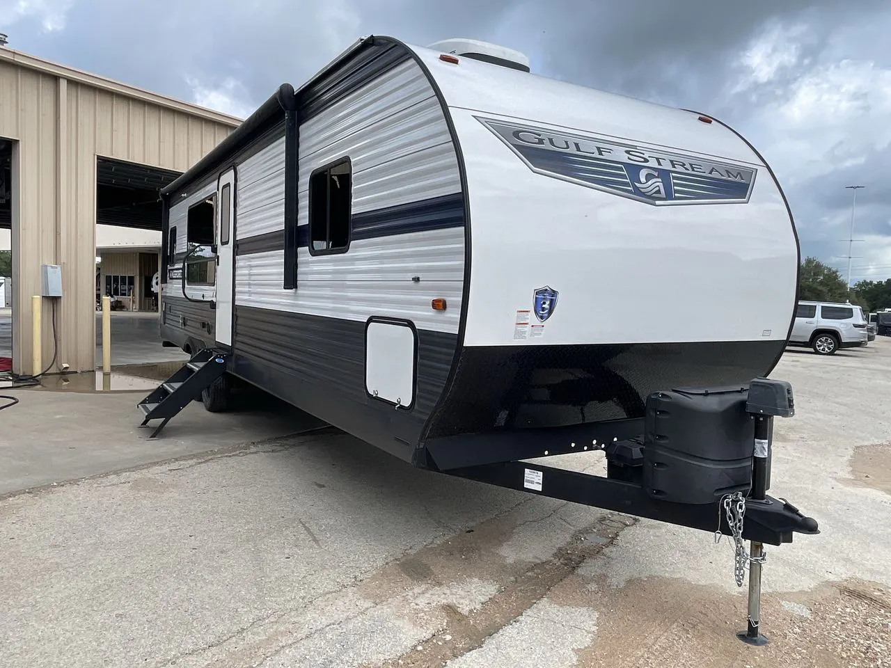 2023 Gulf Stream Kingsport Supreme 295SBW - Photo 2