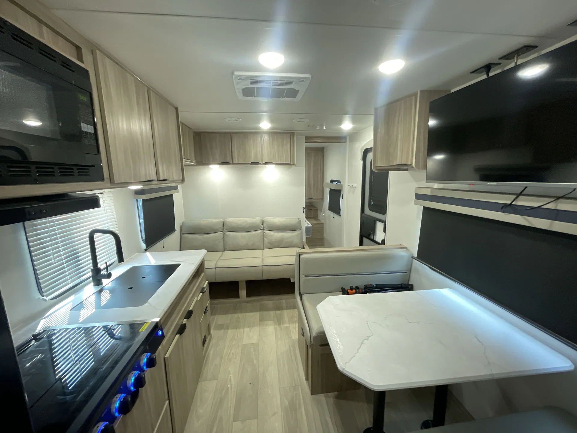 2024 Winnebago Access 26BH — living area main