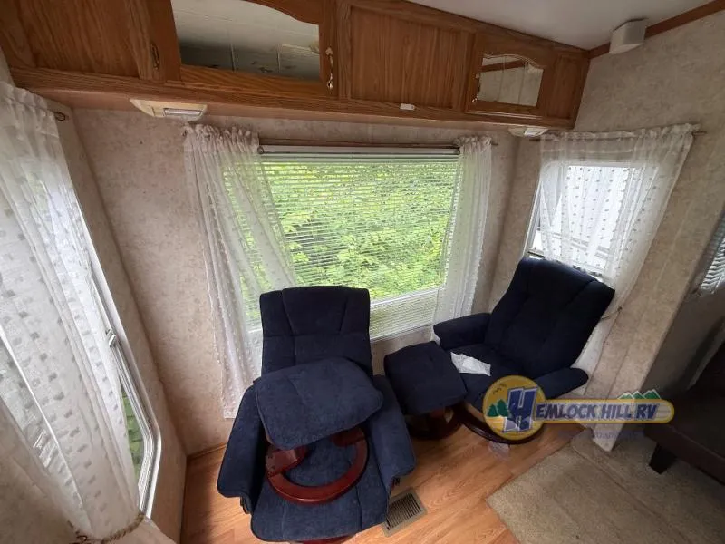 2004 Forest River RV Cedar Creek Silverback Used    29 LRLBS - Photo 4