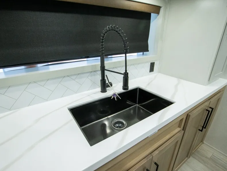 2026 Forest River Sandpiper Destination 422FKL, Photos photo 8