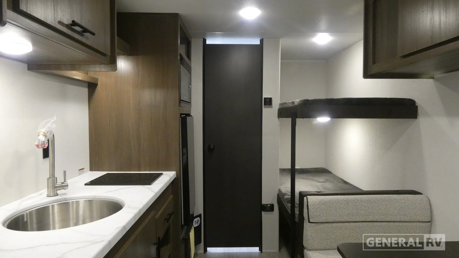 2027 Prime Time RV Avenger LT 16BHX - Photo 3