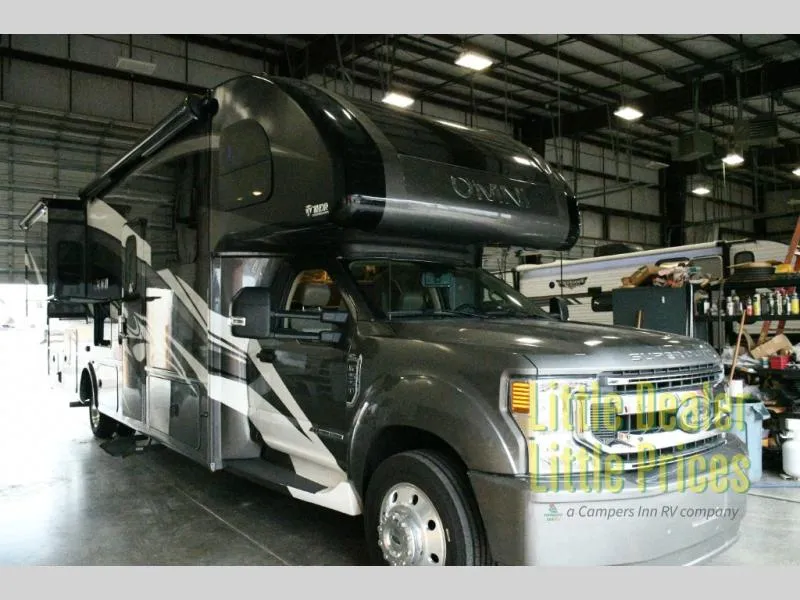 2021 Thor Motor Coach Omni BH35 - Photo 2