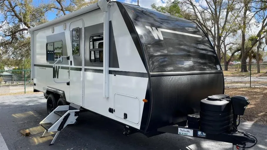 2026 Winnebago Micro Minnie 2000TRB - Photo 2
