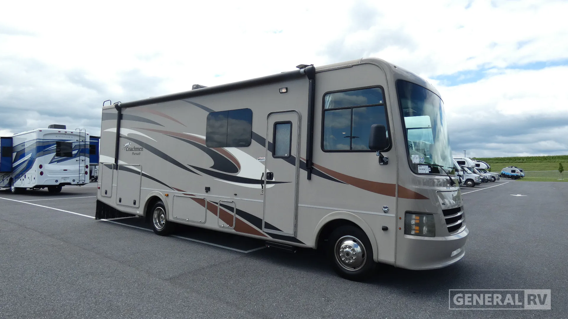 2016 Coachmen Pursuit 30FW - Photo 2