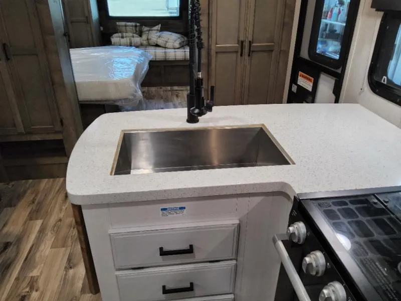 2021 Venture RV SportTrek Touring Edition 302VRB - Photo 4