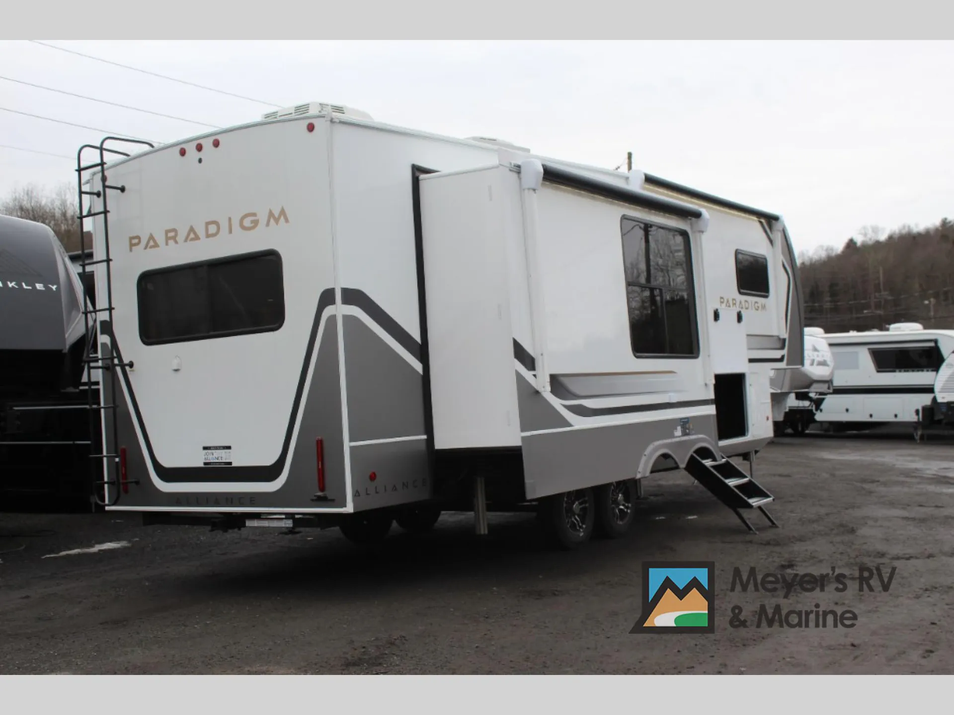 2026 Alliance RV Paradigm 312RK - Photo 4