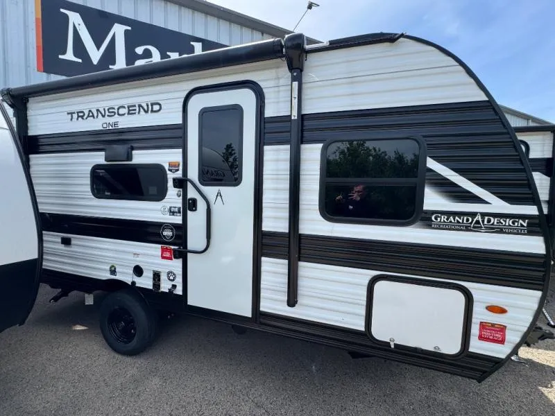 2026 Grand Design Transcend One 151BH - Photo 3