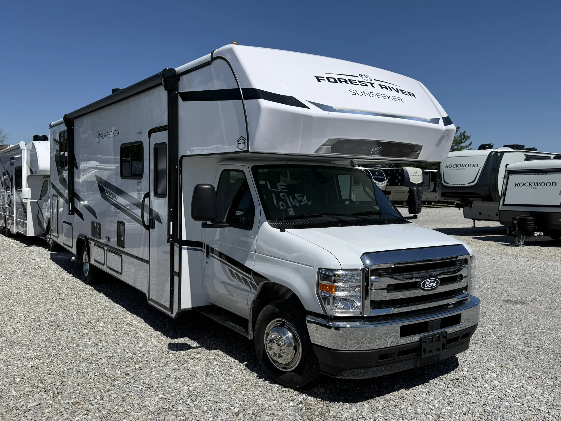 2026 Forest River Sunseeker Le 2850SF - Main photo