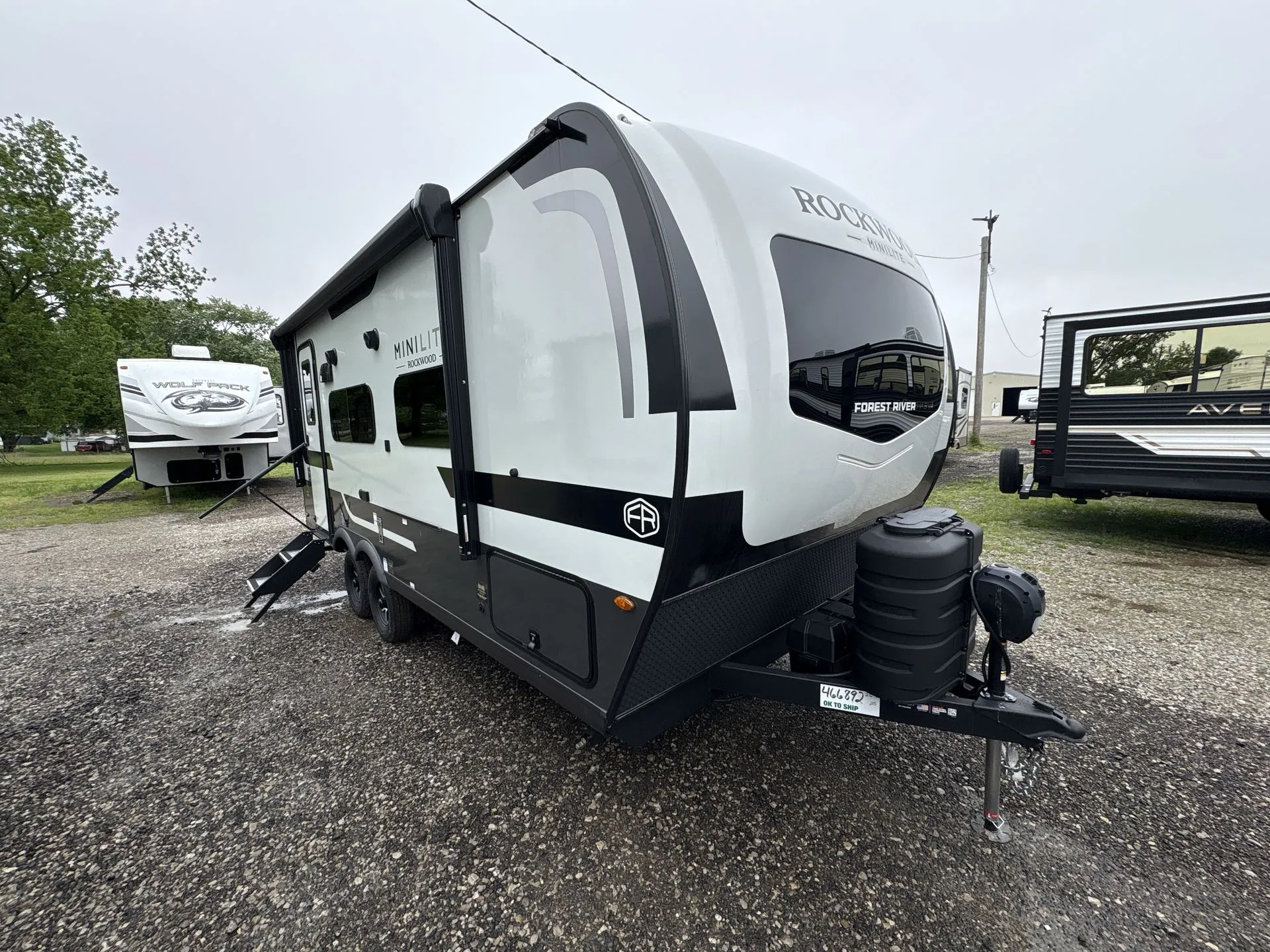 2026 Forest River Rockwood Mini Lite 2109S - Photo 3