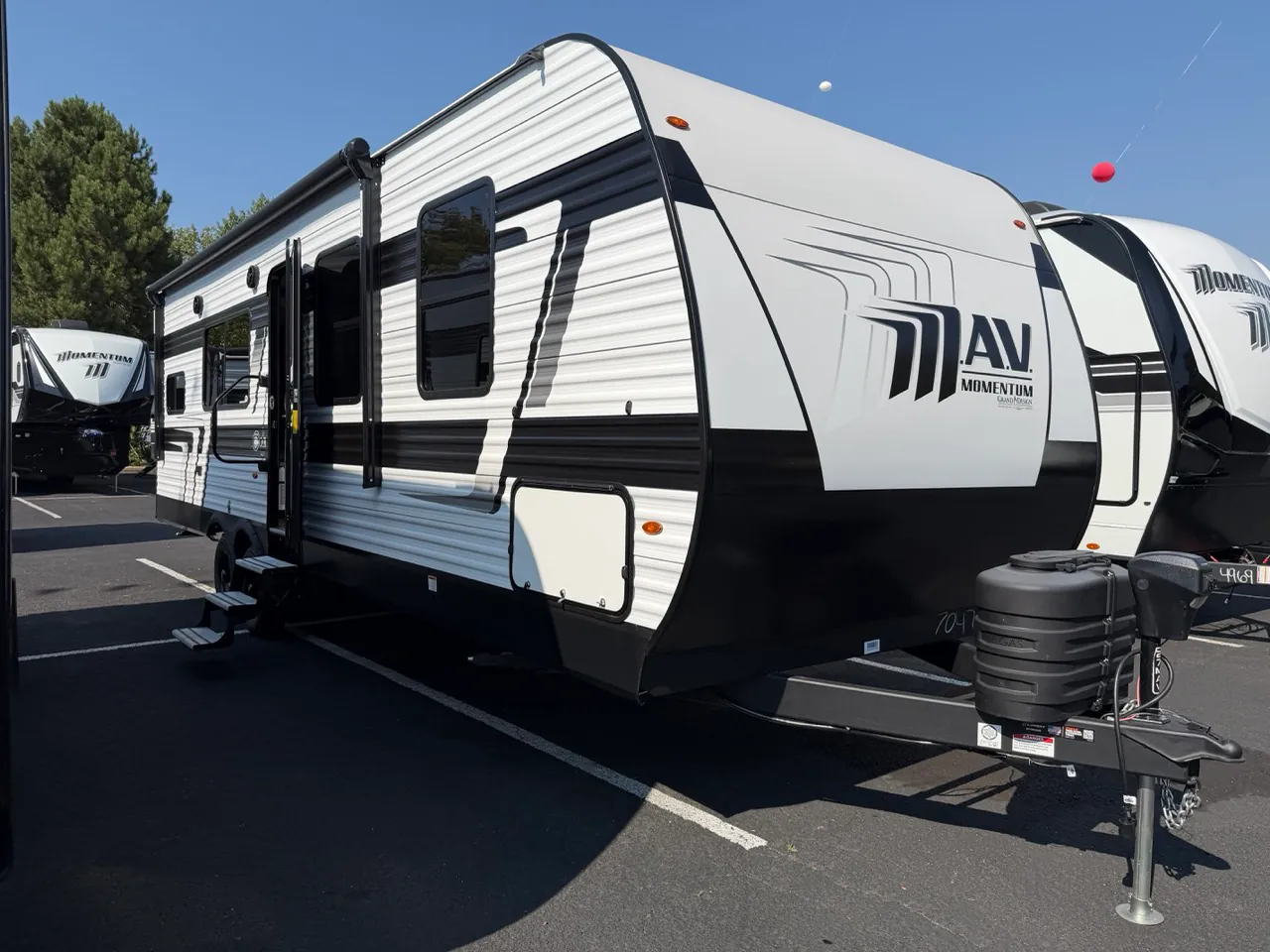 2026 Grand Design Momentum MAV 27MAV - Photo 2