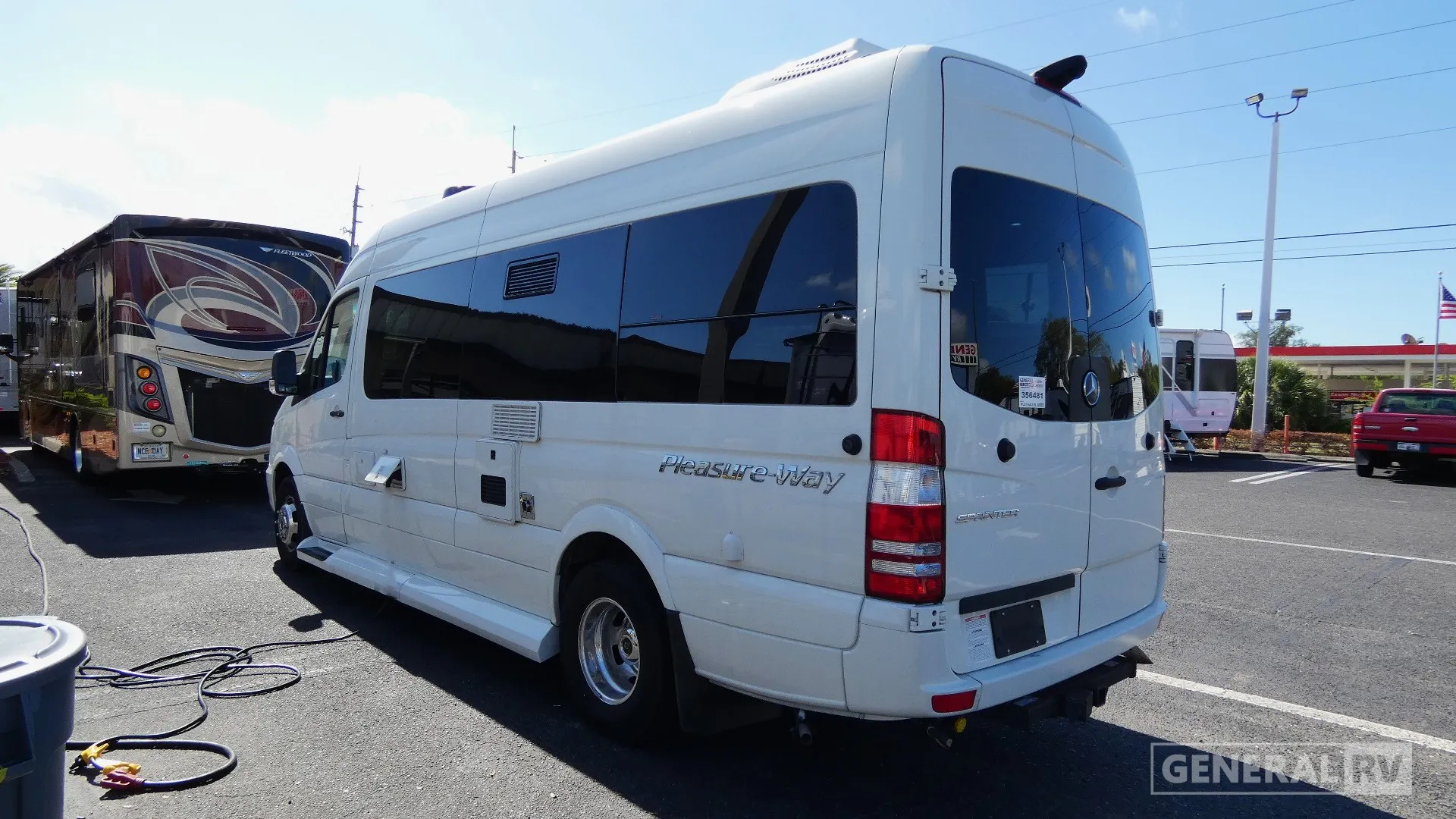 2019 Pleasure Way Plateau FL STD. MODEL - Photo 4