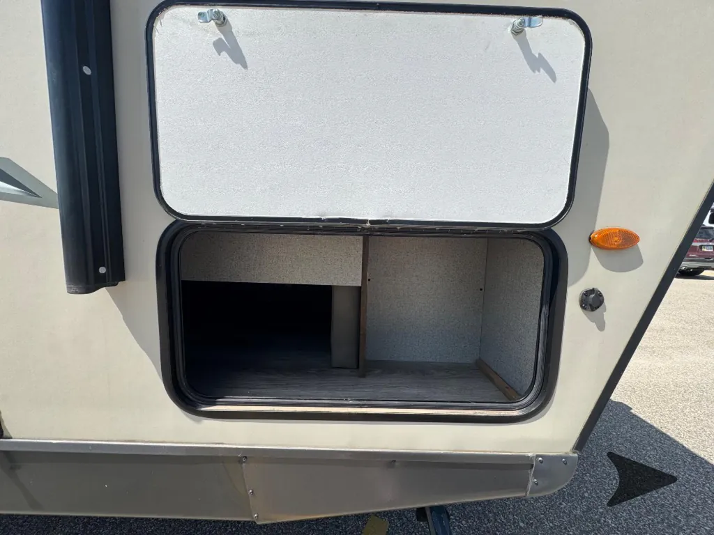 2020 Forest River Flagstaff Micro Lite 25BRDS, Photos photo 24