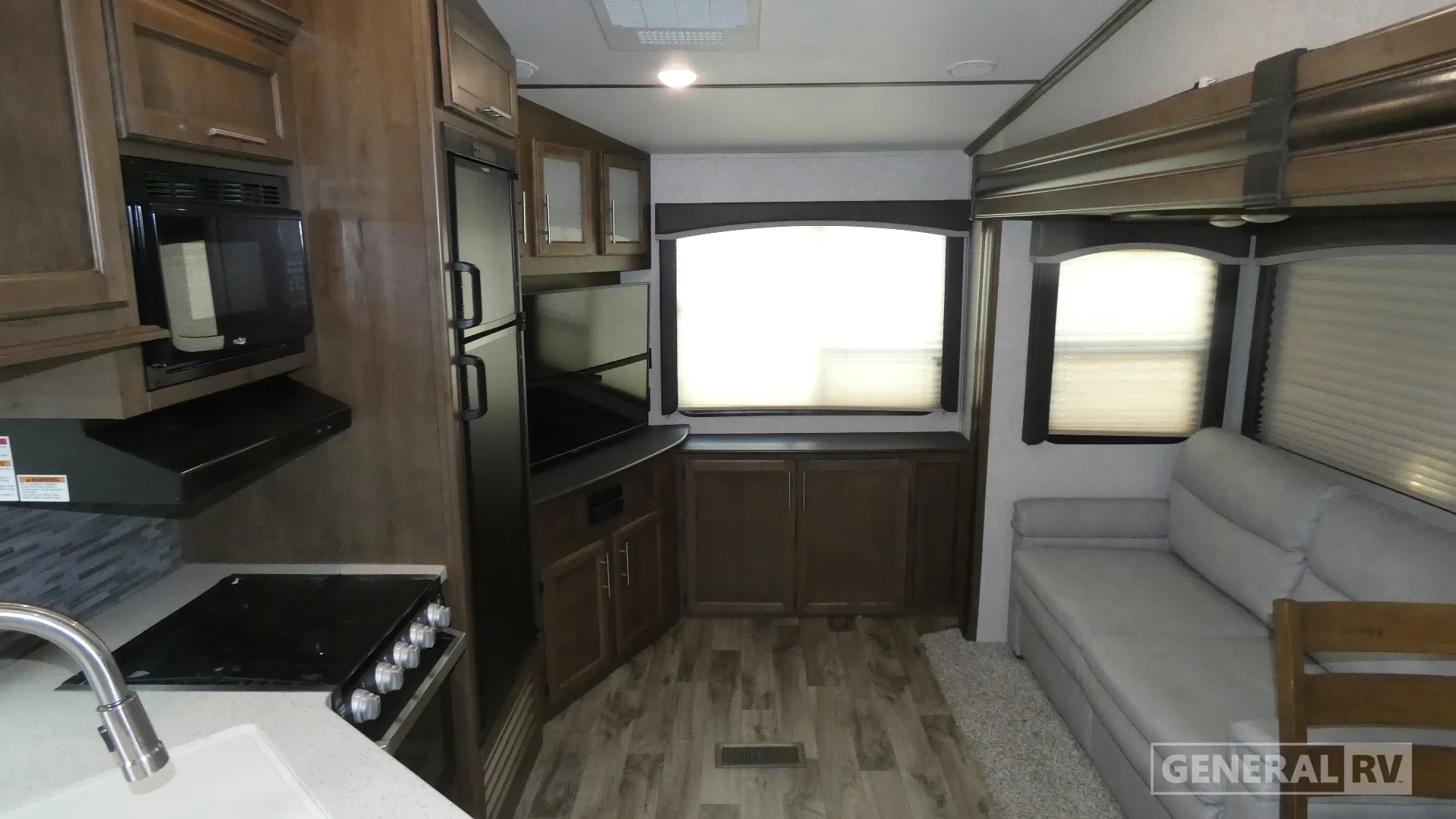 2019 Keystone Cougar Half-Ton 25RES - Photo 3