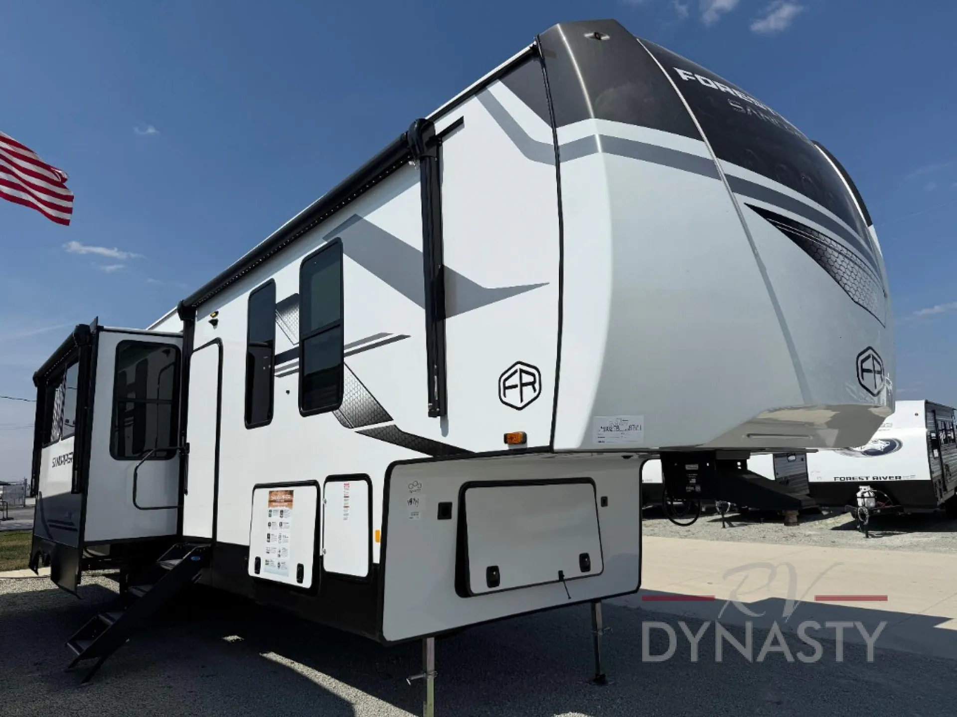2026 Forest River Sandpiper 4002FB