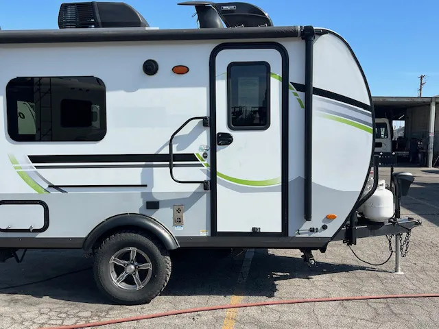 2022 Forest River Flagstaff E-Pro E15TB - Photo 2