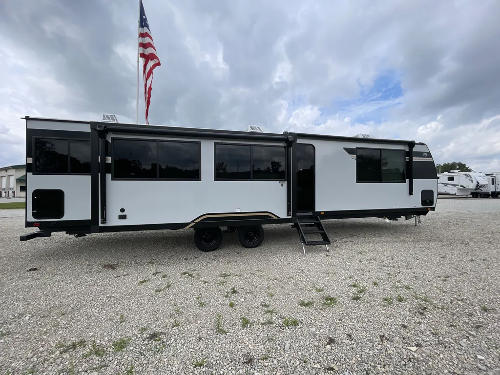 2027 Forest River Vibe 3400SB, Photos photo 3