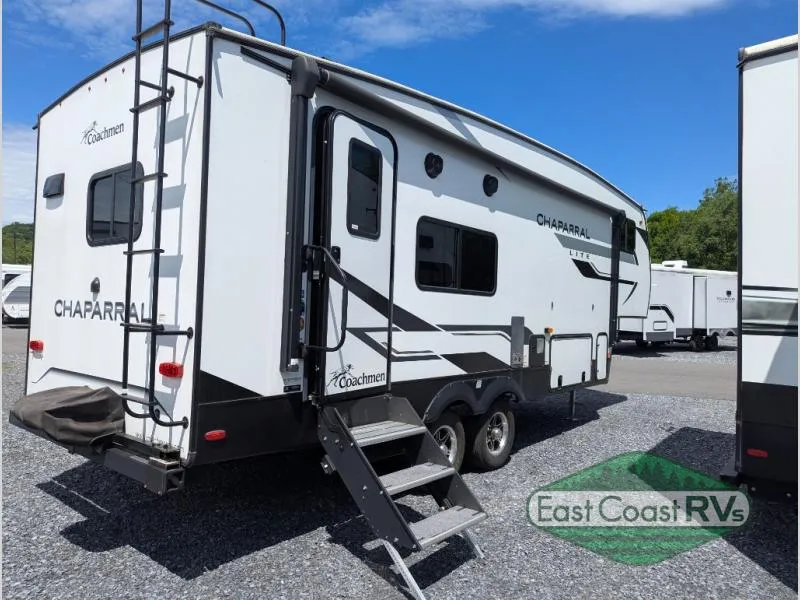 2023 Coachmen Chaparral Lite 235RK - Photo 3