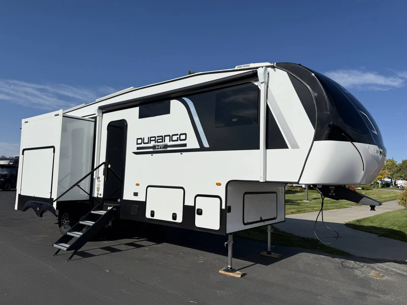 2026 K-Z Durango Half Ton D256RKT - Photo 4