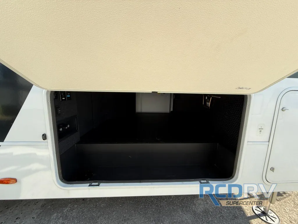 2025 Brinkley Model Z 3515, Photos photo 24
